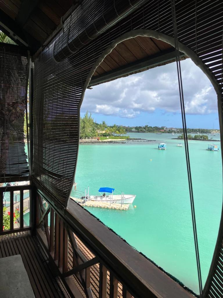 Sunset Boulevard, Grand Baie Exterior foto
