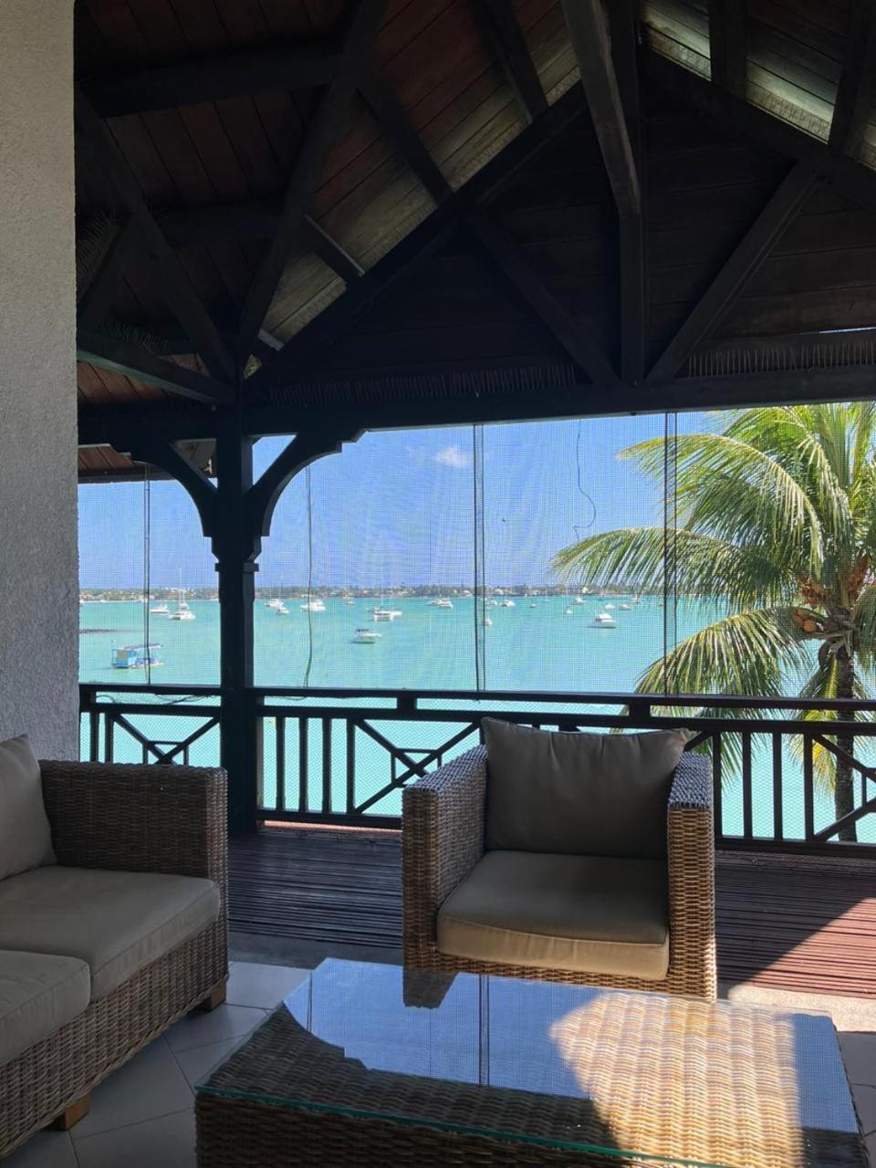 Sunset Boulevard, Grand Baie Exterior foto